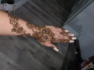 Henna designs by professional artist in Halifax NS